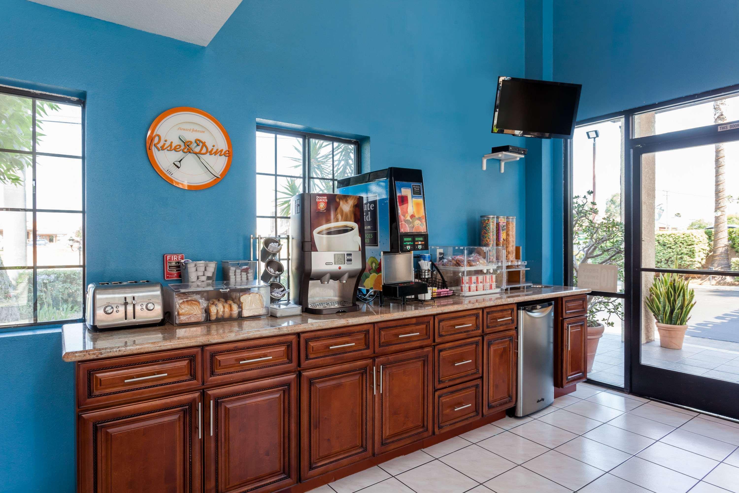 Howard Johnson By Wyndham Norco Luaran gambar