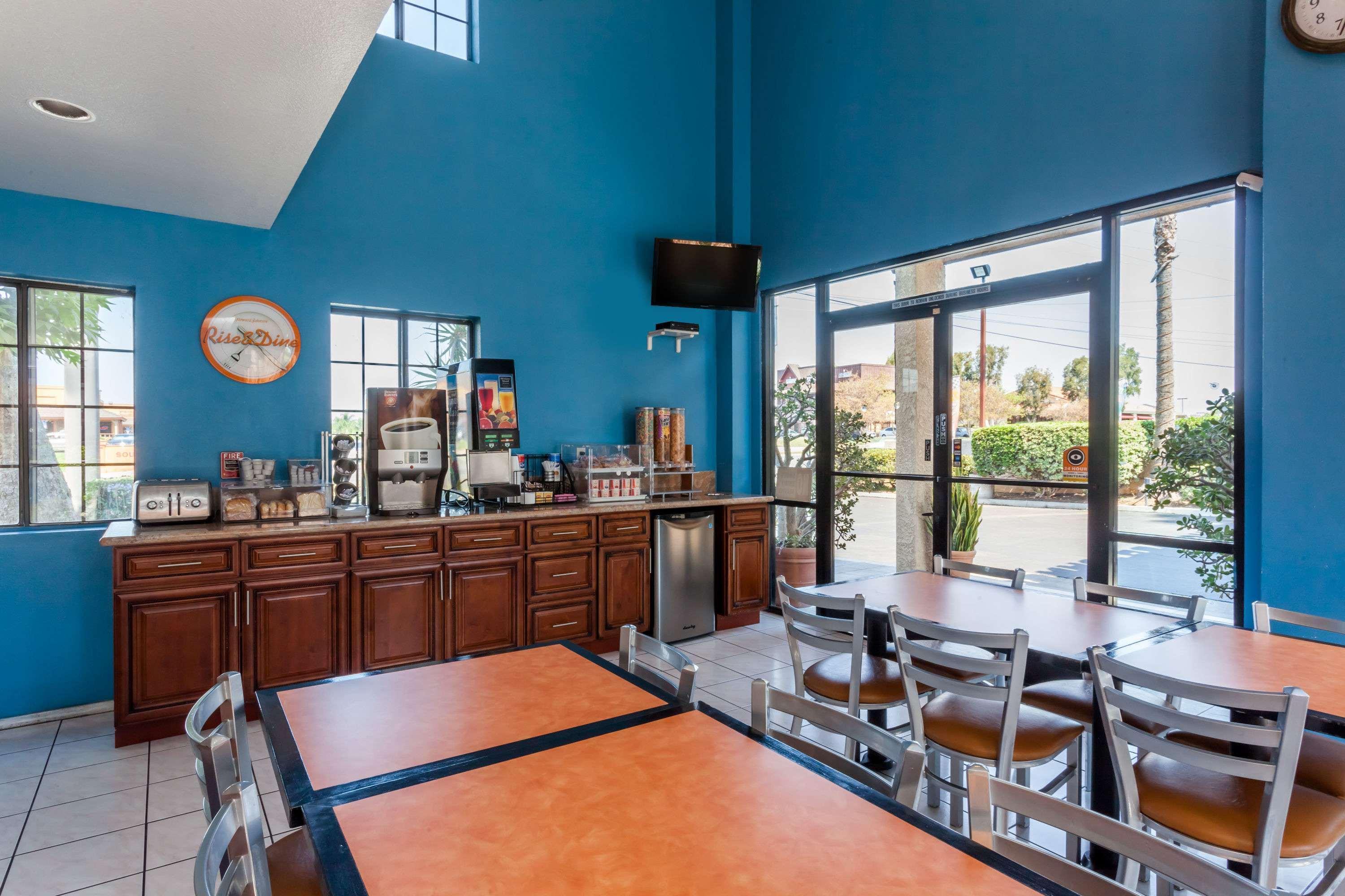 Howard Johnson By Wyndham Norco Luaran gambar