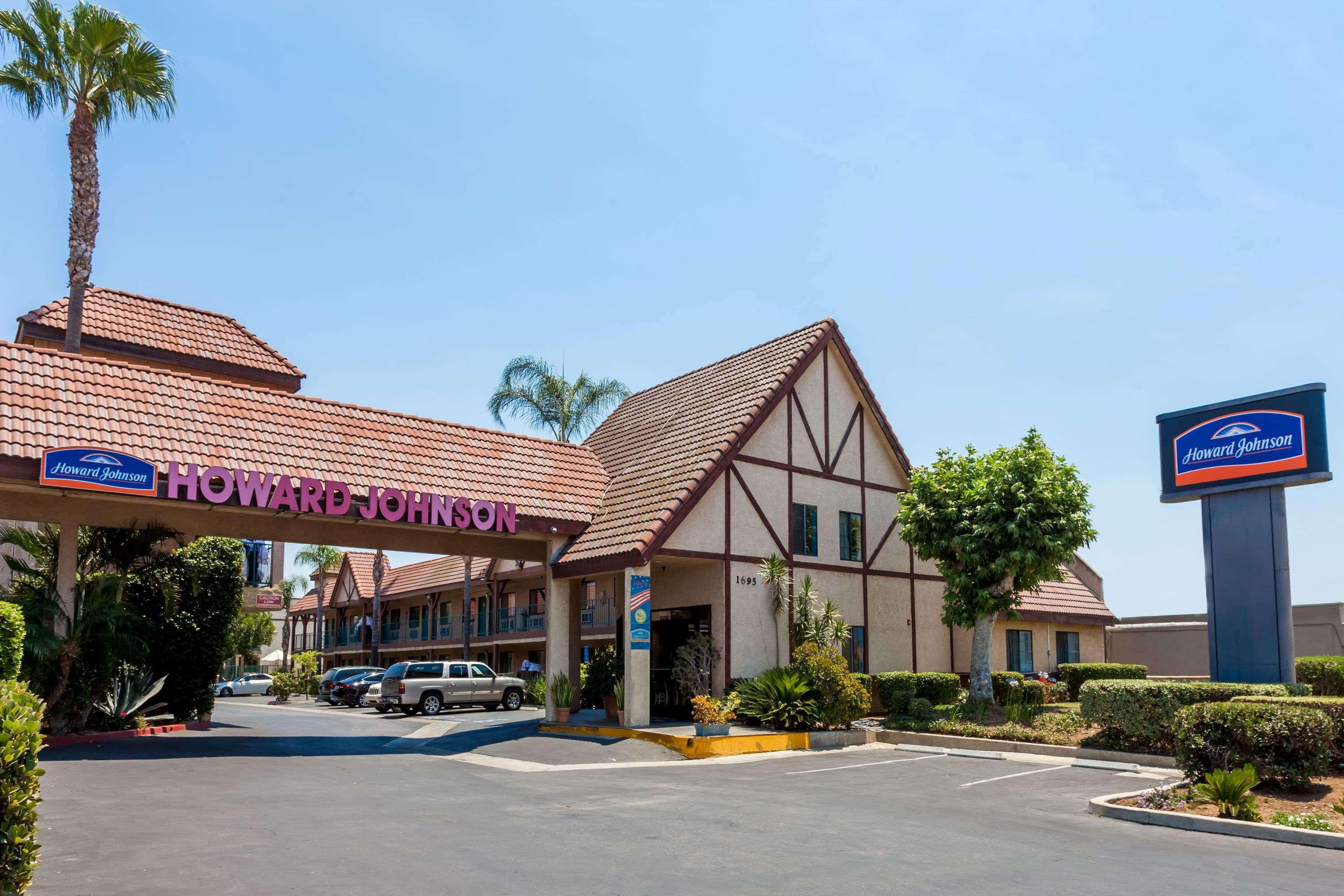 Howard Johnson By Wyndham Norco Luaran gambar